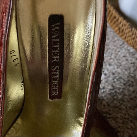 HELLO GORGEOUS! stunning natural crocodile pumps… - Picture 7 of 7